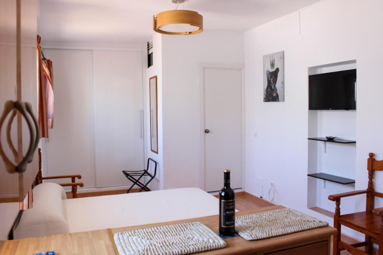 Apartamentos La Mar Chica 베날마데나코스타 외부 사진