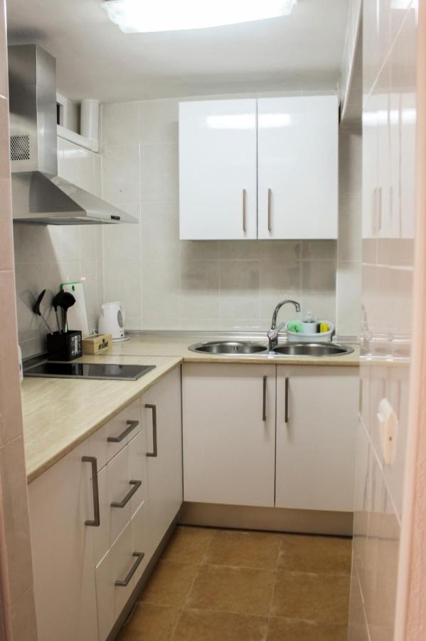 Apartamentos La Mar Chica 베날마데나코스타 외부 사진