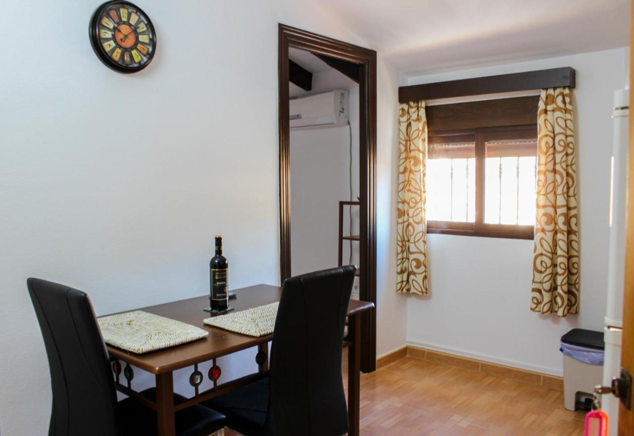 Apartamentos La Mar Chica 베날마데나코스타 외부 사진